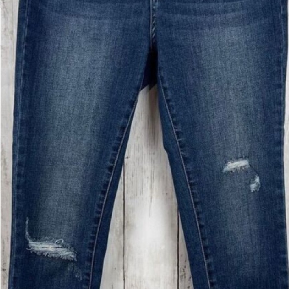 Judy Blue Blue Skinny Jeans with Distressed Details